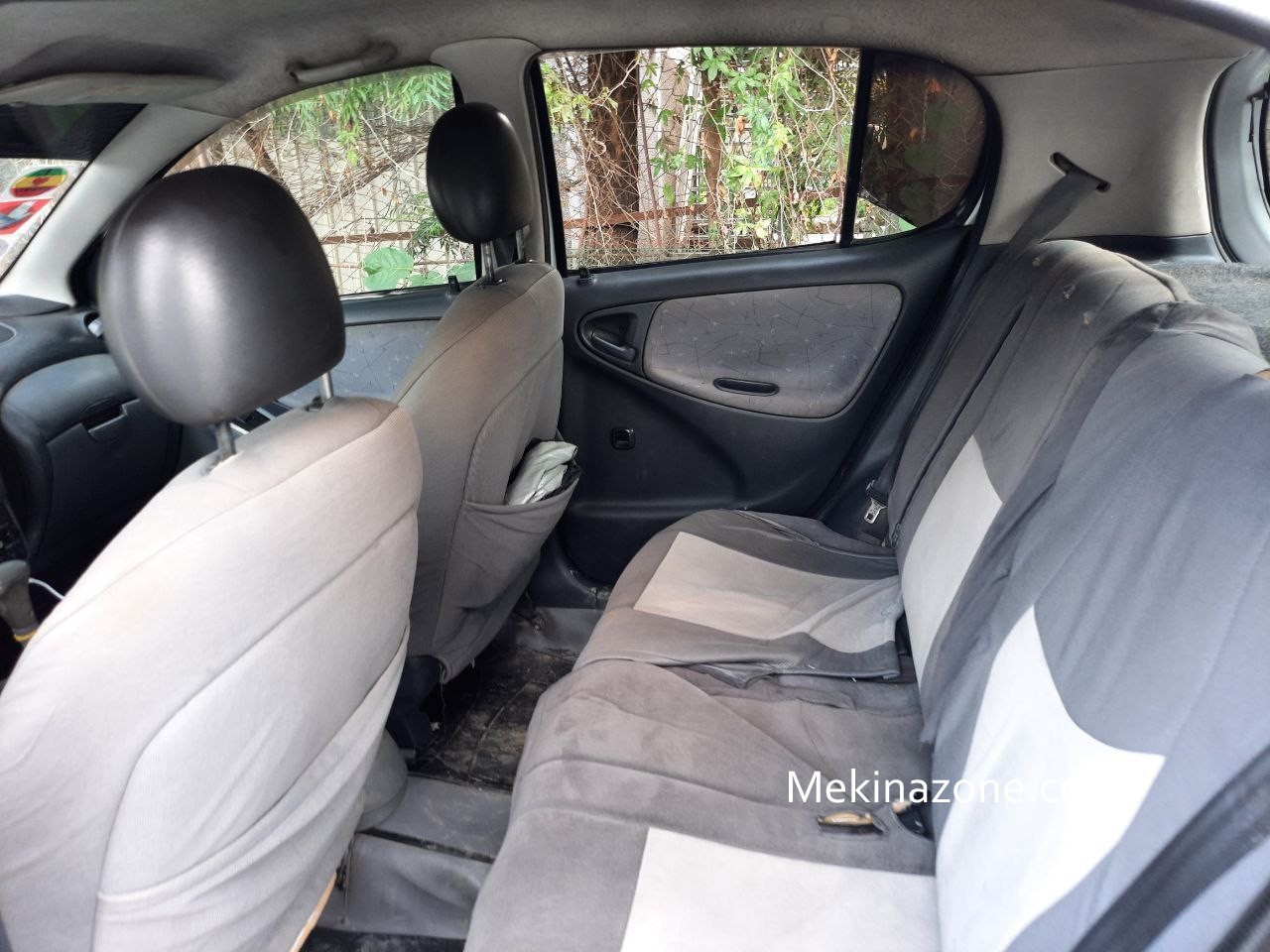 Mekinazone.com - Toyota vits car for rent - Price: Br 1,000