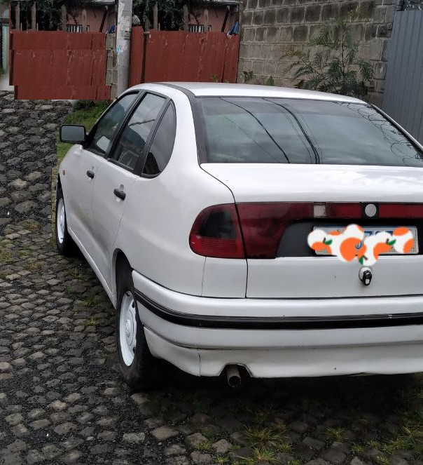 መኪና ዞን Volkswagen Polo 1997 Model